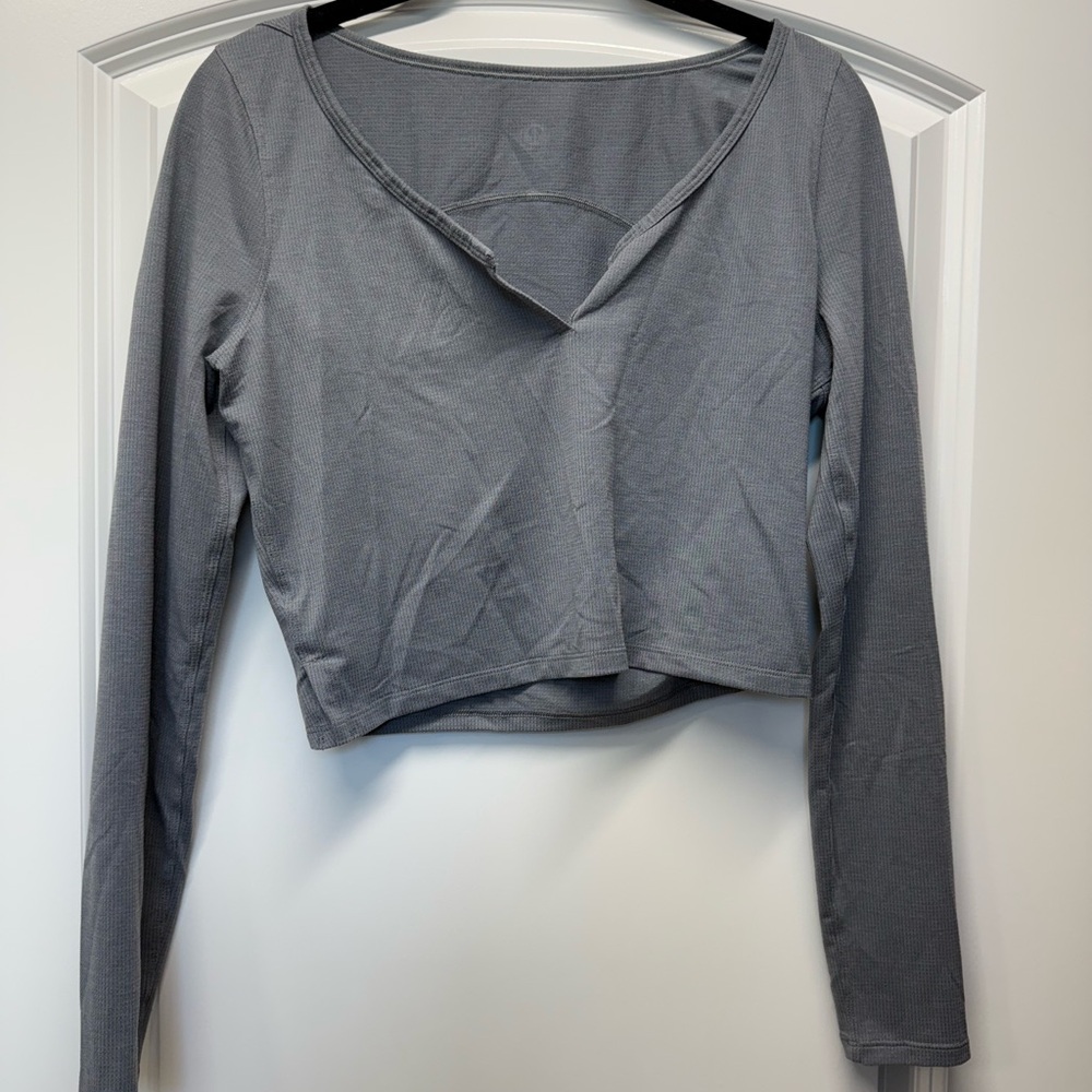 lululemon athletica Gray Long Sleeve Crop Top